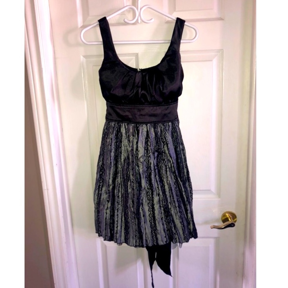 Black/grey sliver silk dress